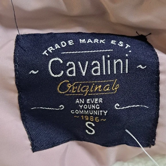 Cavalini Purplish Pink Sleeveless Hooded Fuzzy Lined Jacket. Size Small NWOT - Picture 10 of 12